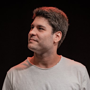 Sebastian D. - Freelance Mixing Engineer