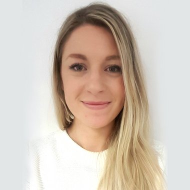 aimeemoyes - Freelance Pitch Deck Designer