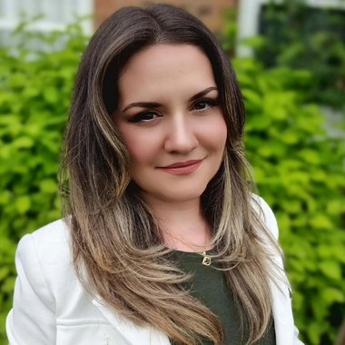 Ileana L. - Freelance Project Manager