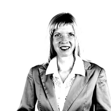 Ema D. - Freelance Creative Producer