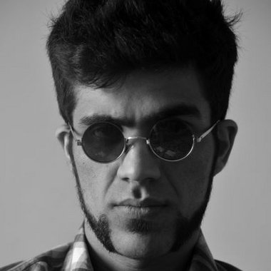 Ariazilius - Freelance Mastering Engineer