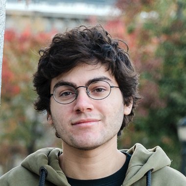 Efe O. - Freelance Web Developer