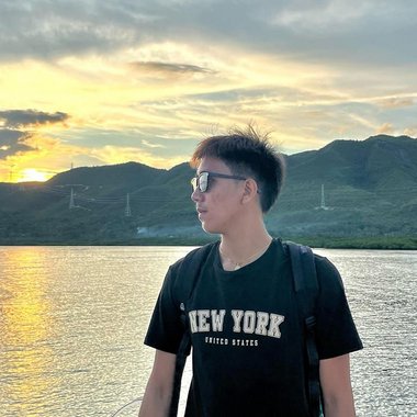 Lhivy J. - Freelance Content Creator