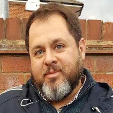 DEREK H. - Freelance Web Developer