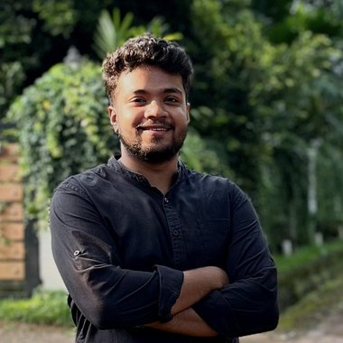 Julian J. - Freelance Product Marketer