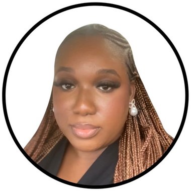 Stephanie A. - Freelance Social Media Manager