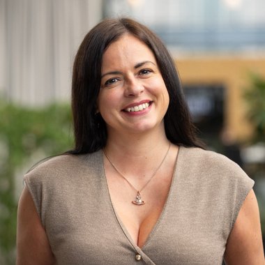 Sarah W. - Freelance Social Media Manager