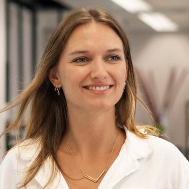 Sophie D. - Freelance Marketing Analyst