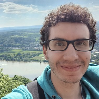 Jean (. - Freelance Soundtrack Musician