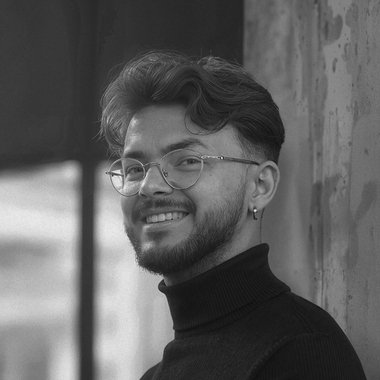 Gustavo N. - Freelance Brand Designer