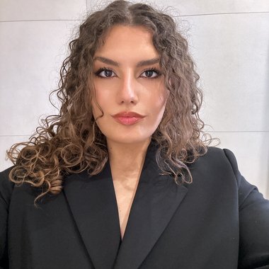 Serena S. - Freelance Developer