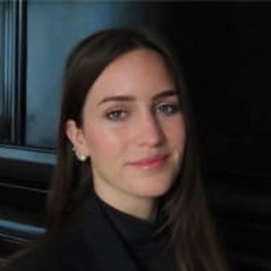 Marta S. - Freelance Marketing Analyst