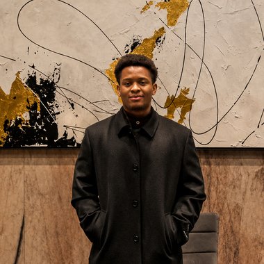 Levis K. - Freelance Graphic Designer