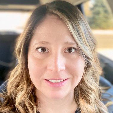 melissawarner1508 - Freelance Graphic Designer