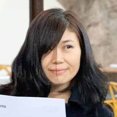 Sawa H. - Freelance Graphic Designer