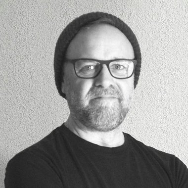 Rob D. - Freelance Graphic Designer