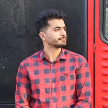 Amirhosein - Freelance Motion Graphic Designer