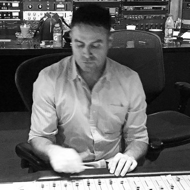 ANDREW L. - Freelance Voiceover Artist
