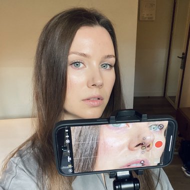 Janina P. - Freelance Voiceover Artist