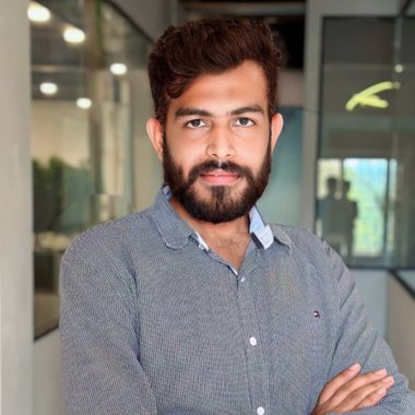 Arslan R. - Freelance Web Developer