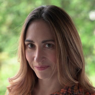 Lauren K. - Freelance Assistant Editor