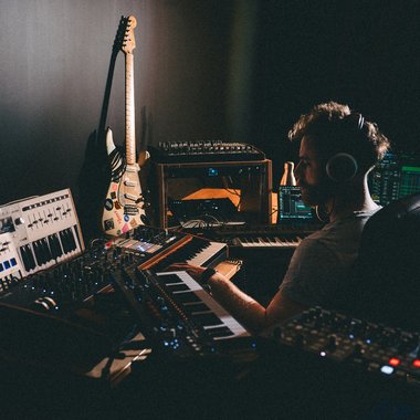 Rémi P. - Freelance Mixing Engineer