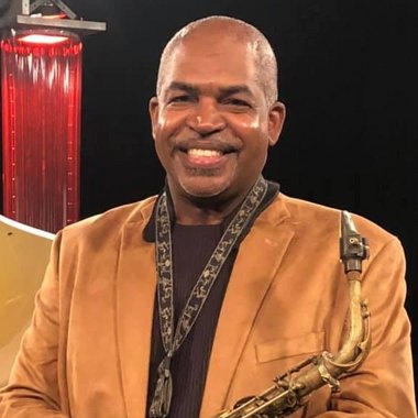 rdabreujr3727 - Freelance Saxophonist