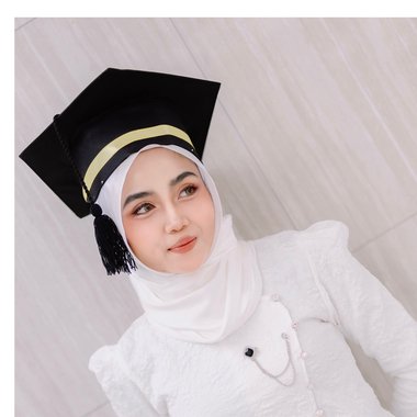 Alifia A. - Freelance Lyricist