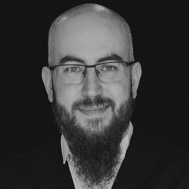 Aram B. - Freelance Web Developer