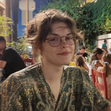 Alexandra P. - Freelance Video Editor