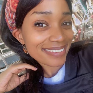 Yolanda M. - Freelance Digital Marketer