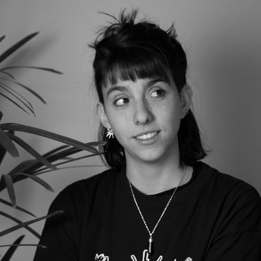 Florencia C. - Freelance Artworker