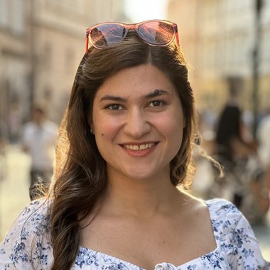 Maral T. - Freelance 2d Animator