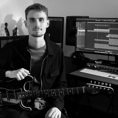 Sam T. - Freelance Session Artist
