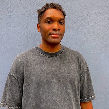 Dorian D. - Freelance Motion Graphic Designer