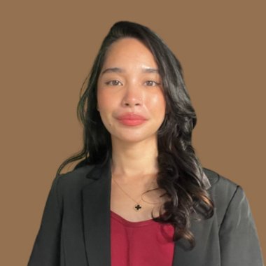 Zhaira G. - Freelance Copywriter