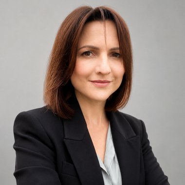 Anna K. - Freelance Content Strategist