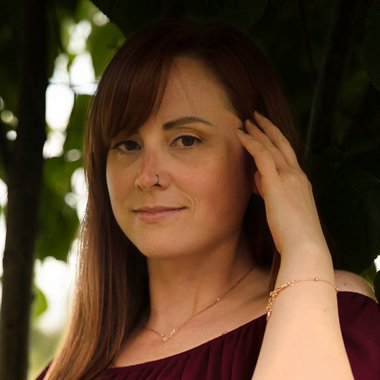 Danette B. - Freelance Graphic Designer