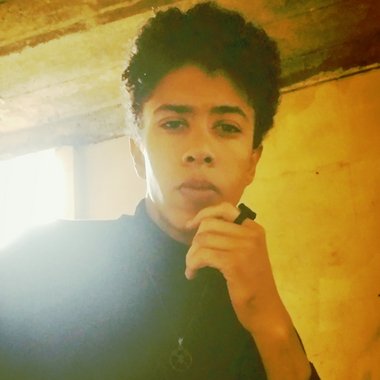 David V. - Freelance Songwriter