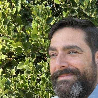 Steven C. - Freelance Designer