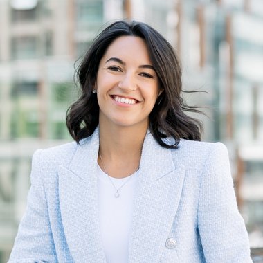 Jane E. - Freelance Digital Marketer