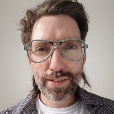 Pedro J. - Freelance Digital Marketer