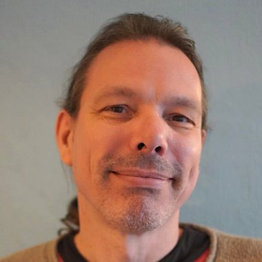 Joost B. - Freelance Social Media Freelancer