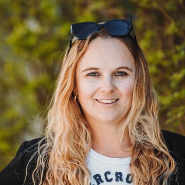 Anita L. - Freelance Ui Designer