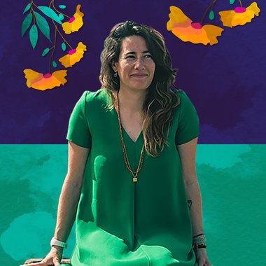 Julie L. - Freelance Designer