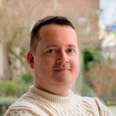 Julian G. - Freelance Web Developer