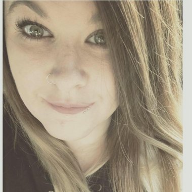 Nicole B. - Freelance Content Creator