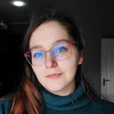 Monique C. - Freelance 3d Designer