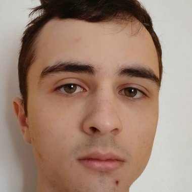 Maksim G. - Freelance Content Creator