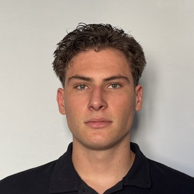 Alexander K. - Freelance Web Designer